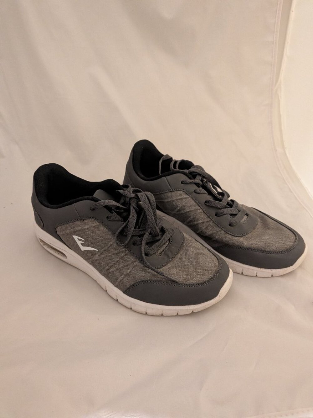 Everlast Athletic Running Mens Shoes Low Top Size 10 Lace up